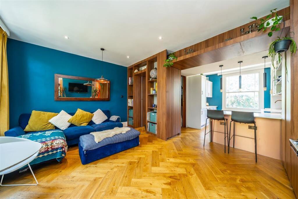 Apartment in London, New Cross Gate - View 4