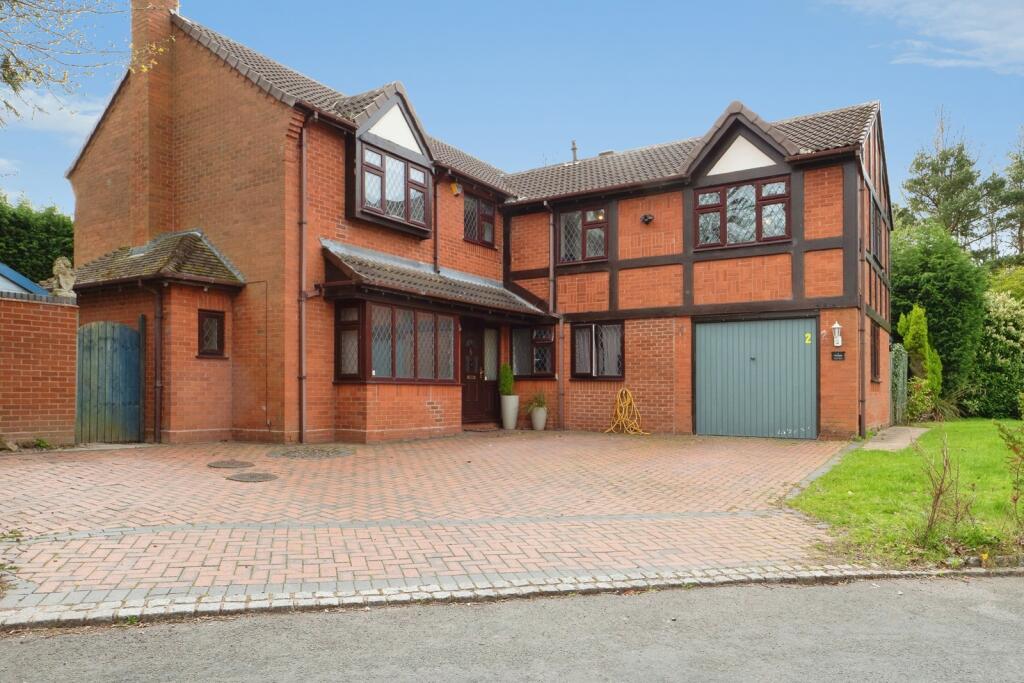 Main image of property: Gleneagles, Tamworth, Staffordshire, B77