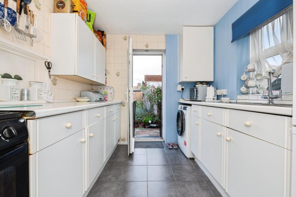 House in Dartford - View 4