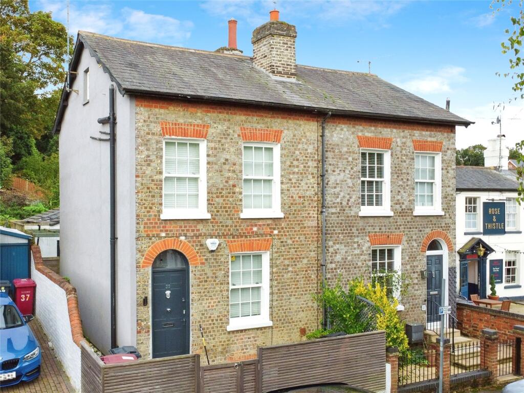 Main image of property: Argyle Road, Reading, Berkshire, RG1