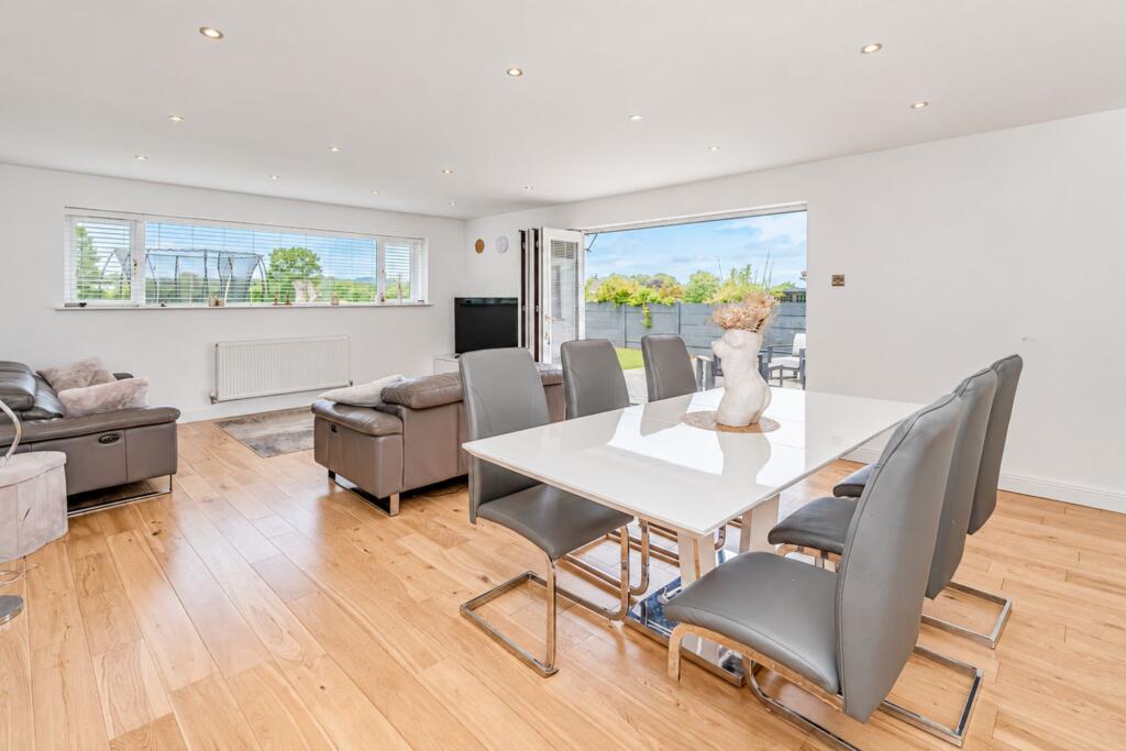 House in Wigan - View 3