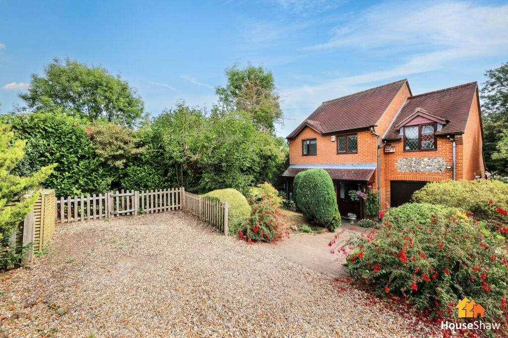 Main image of property: The Cherry Pit, Downley Village, HP13 5FA