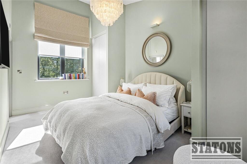 Additional image 17 of High Road, Essendon, Hatfield, Hertfordshire, AL9