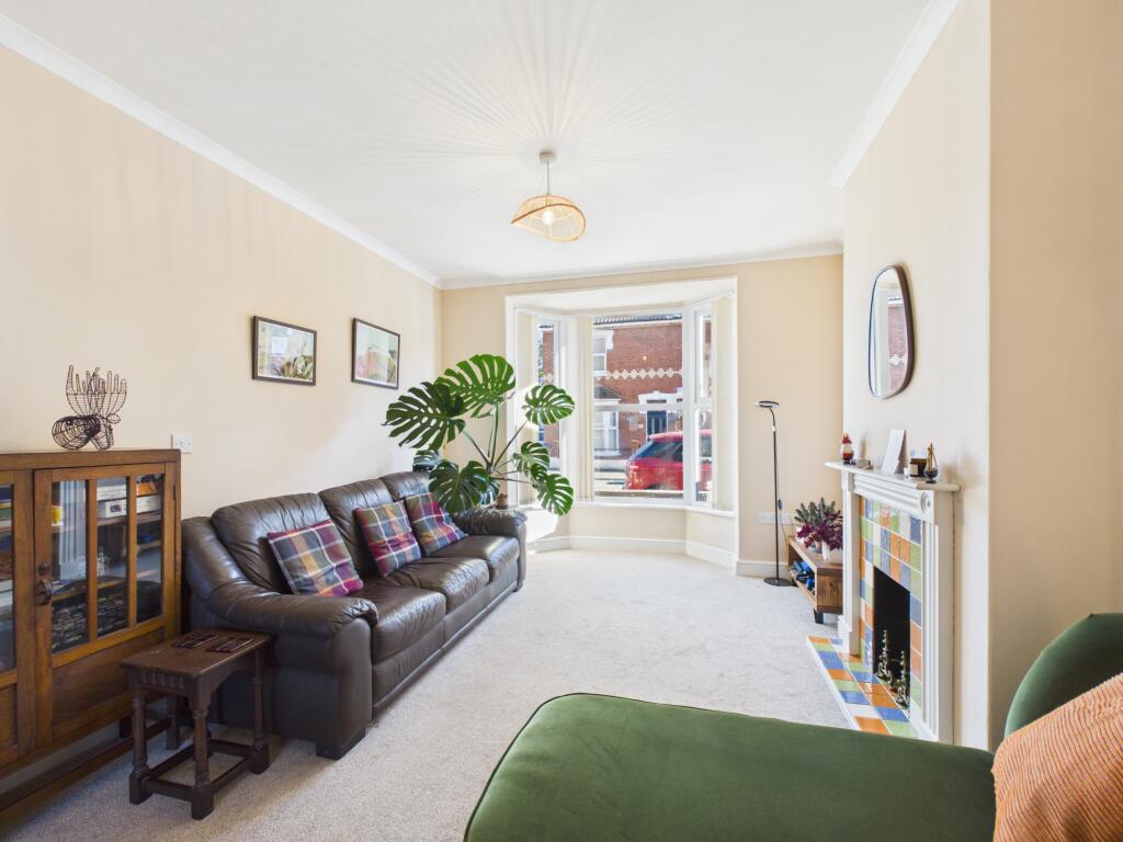House in Taunton - View 4