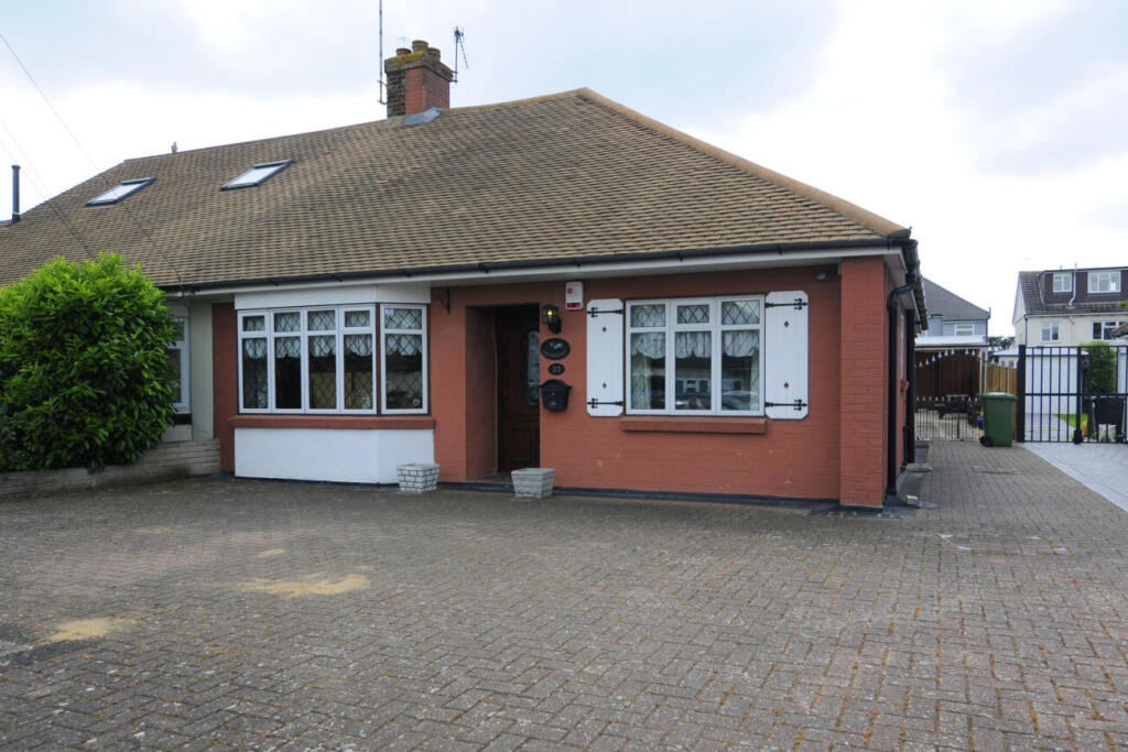 Main image of property: St Albans Ave, Upminster, Essex