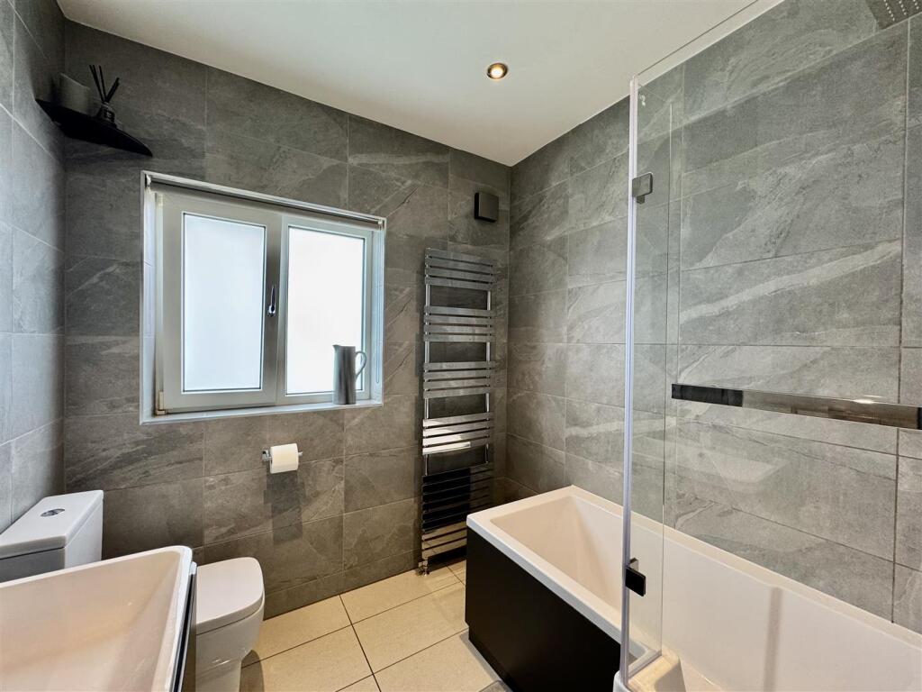 House in Kirklees, West Yorkshire - View 4