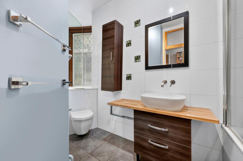 Bickenhall Mansions, Bickenhall Street, Marylebone, London - Mehr