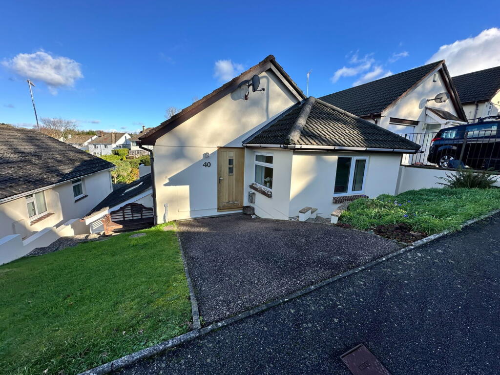 Main image of property: Haywain Close, Torquay, TQ2 7SG