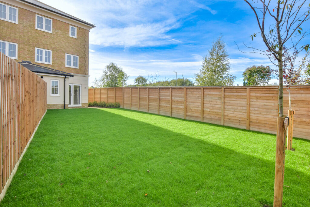 Woodlands Park, New Homes photo 3