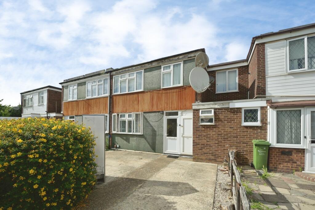Main image of property: Wellington Drive,, Dagenham, Greater London