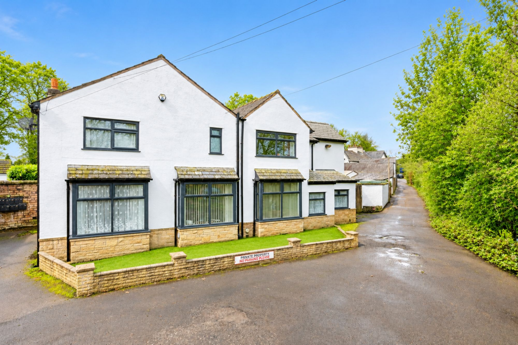 Elton Vale Road, Elton