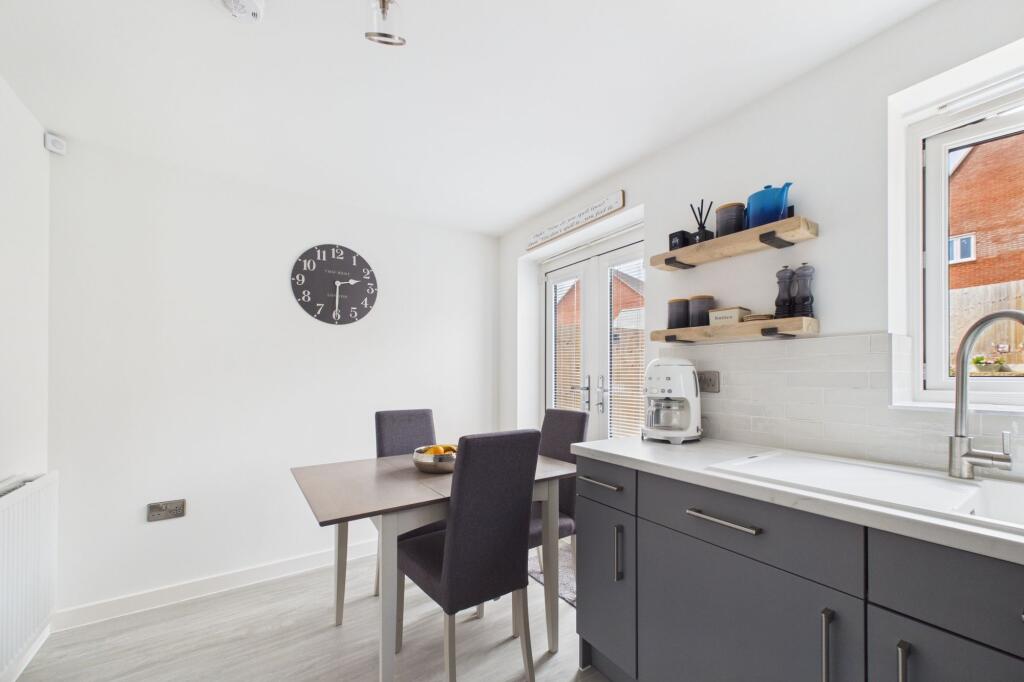 House in Towcester, West Northamptonshire - View 6