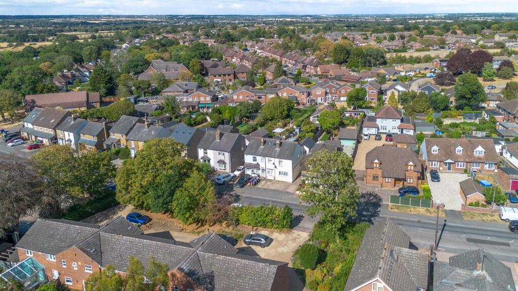 House in Stevenage - View 2