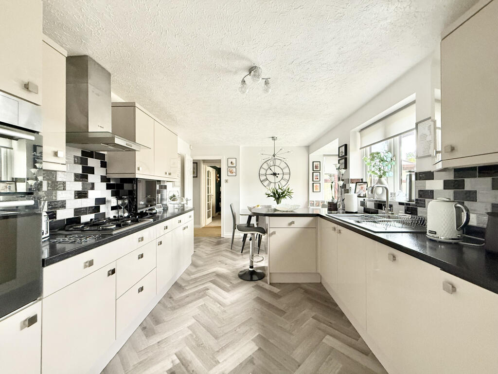 House in Bath, Yeovil Without - View 4