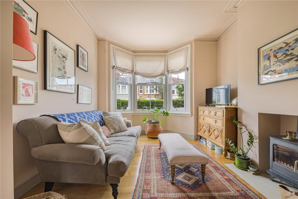 House in London - View 3
