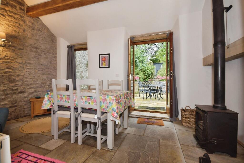 Queen Street, Tideswell, Buxton - More
