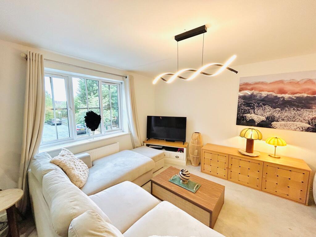 Apartment in Warrington - More
