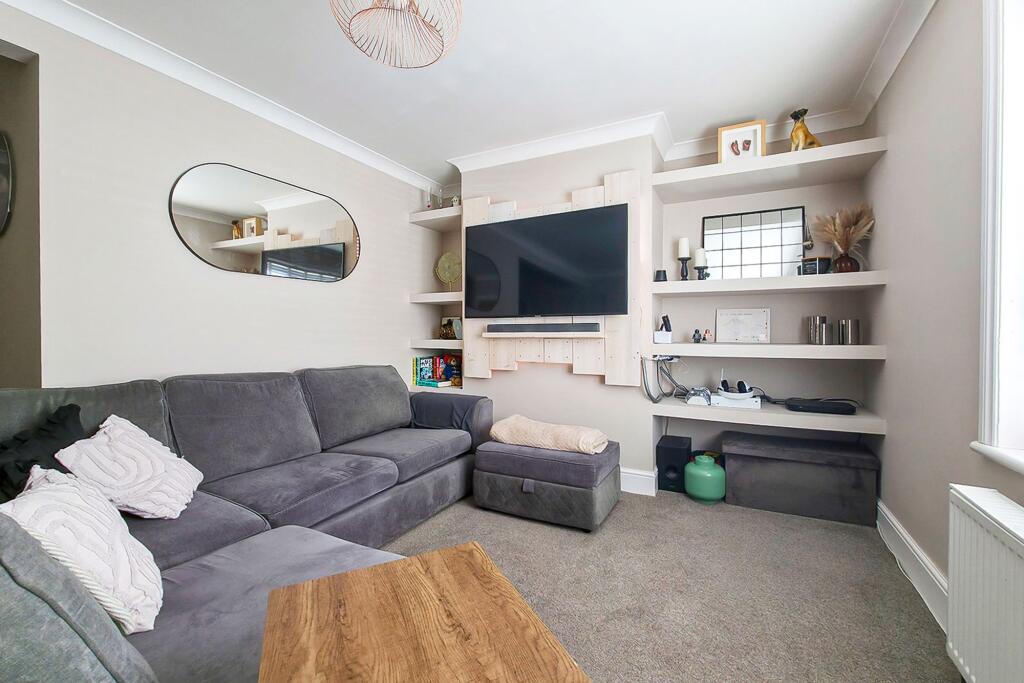 Roundstone Drive, East Preston, BN16 photo 2