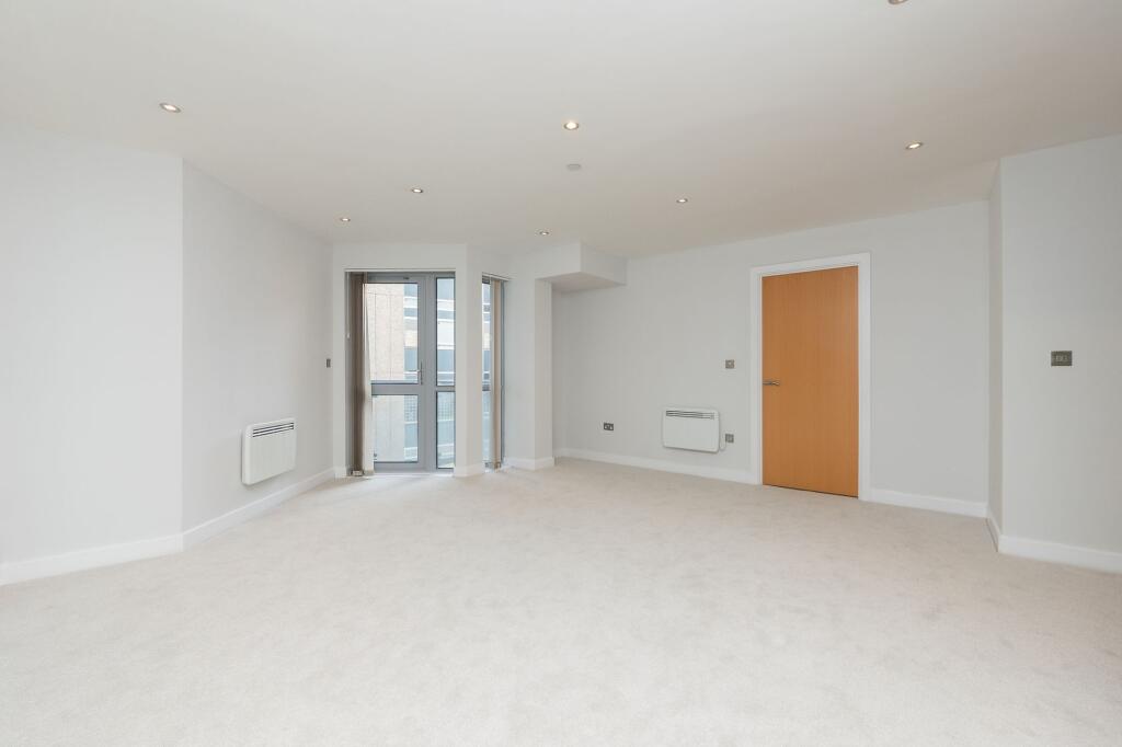 Apartment in Bristol - View 5
