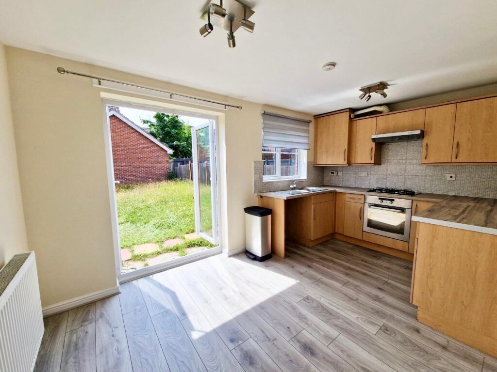 Main image of property: Bratton Drive, Nottingham, Nottinghamshire, NG5 5UL