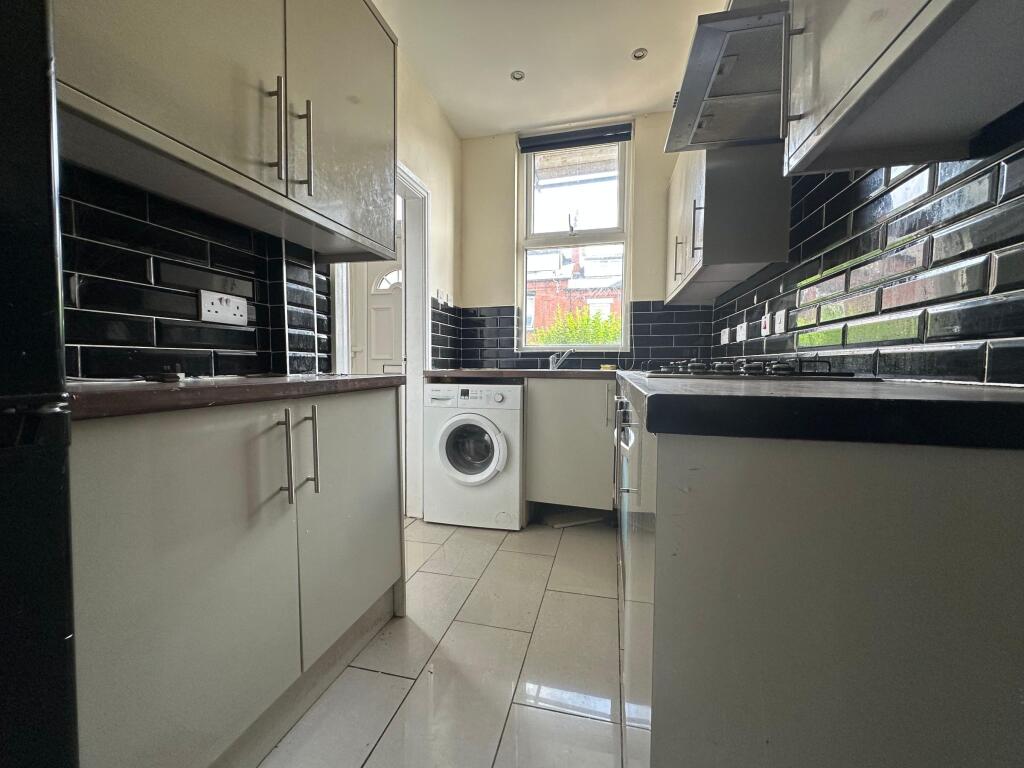 House in Leeds, Holbeck - View 2