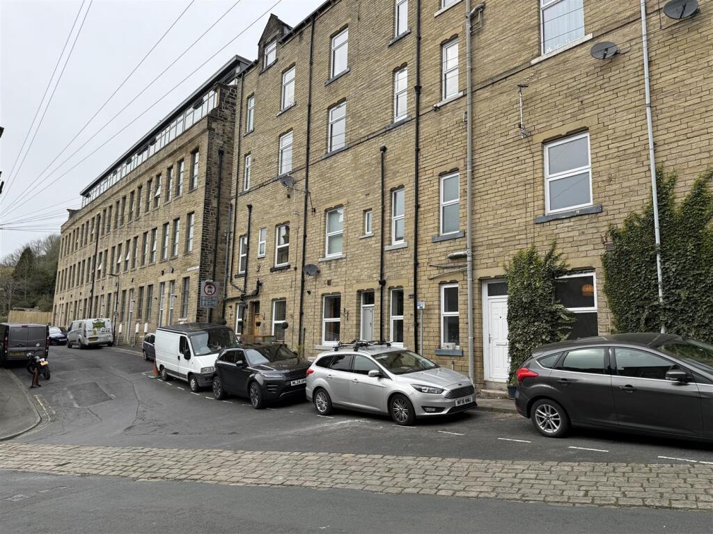 Main image of property: Melbourne Street, Hebden Bridge, HX7 6AS