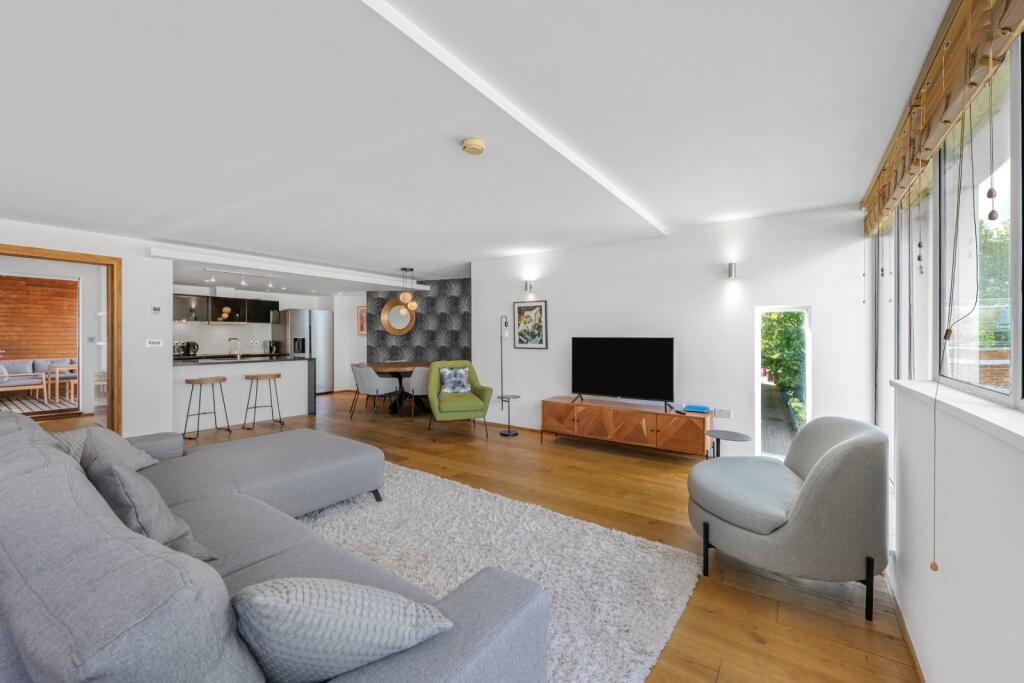 Main image of property: Sheen Road, 
Surrey, TW9