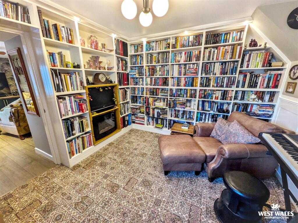House in Swansea - View 5