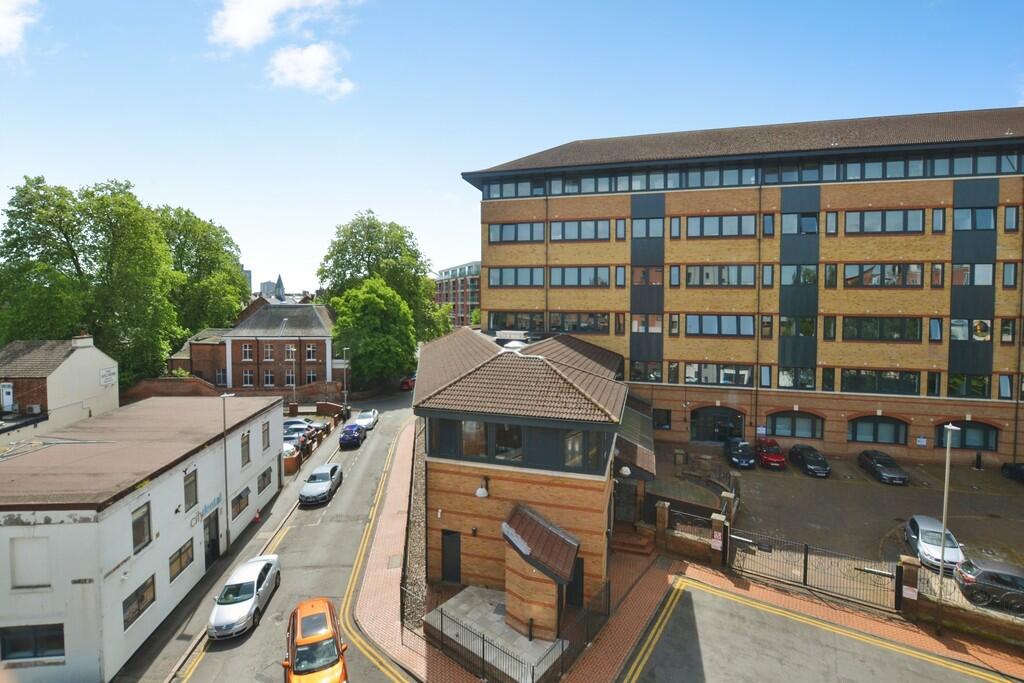 1 bedroom flat share for rent