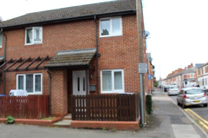 Main image of property: St. Peters Avenue, Kettering, Northamptonshire, NN16