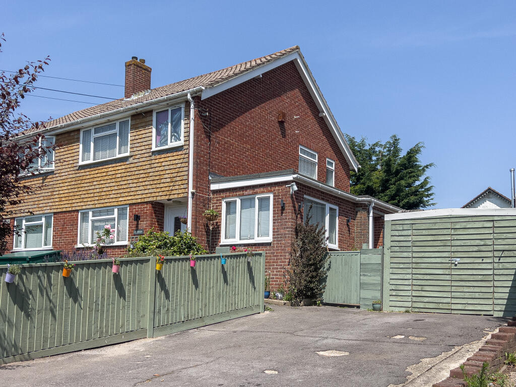 Main image of property: The Drove, Blackfield