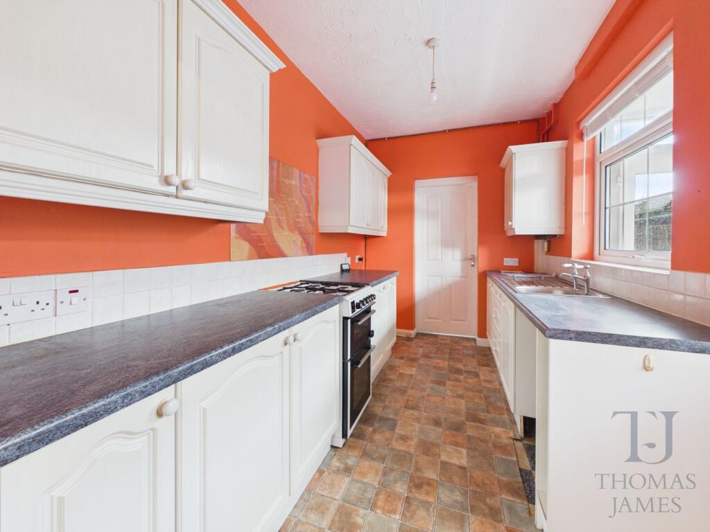 House in Rushcliffe, Radcliffe-on-Trent - View 4