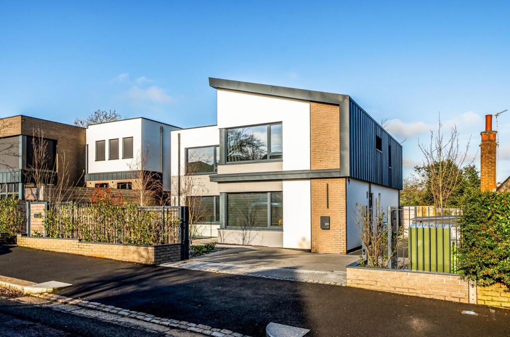 Main image of property: Willenhall Avenue, New Barnet