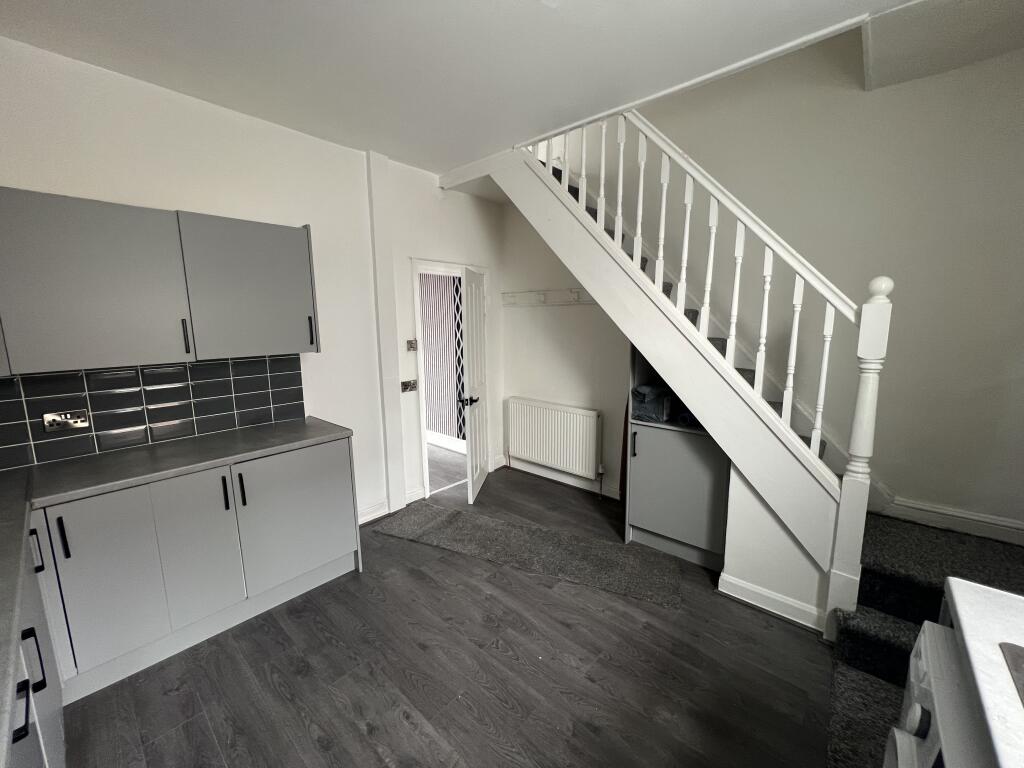 Broadfield Road, Reddish – pohled 3