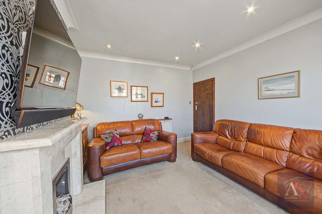 Dearden Street, Littleborough, OL15 9DZ  photo 4
