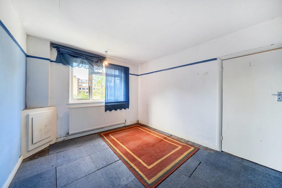 Apartment in Harrow - View 5
