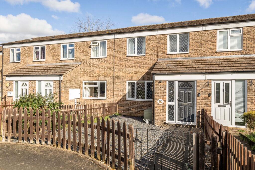 Main image of property: Queens Court Ride, Cobham, KT11