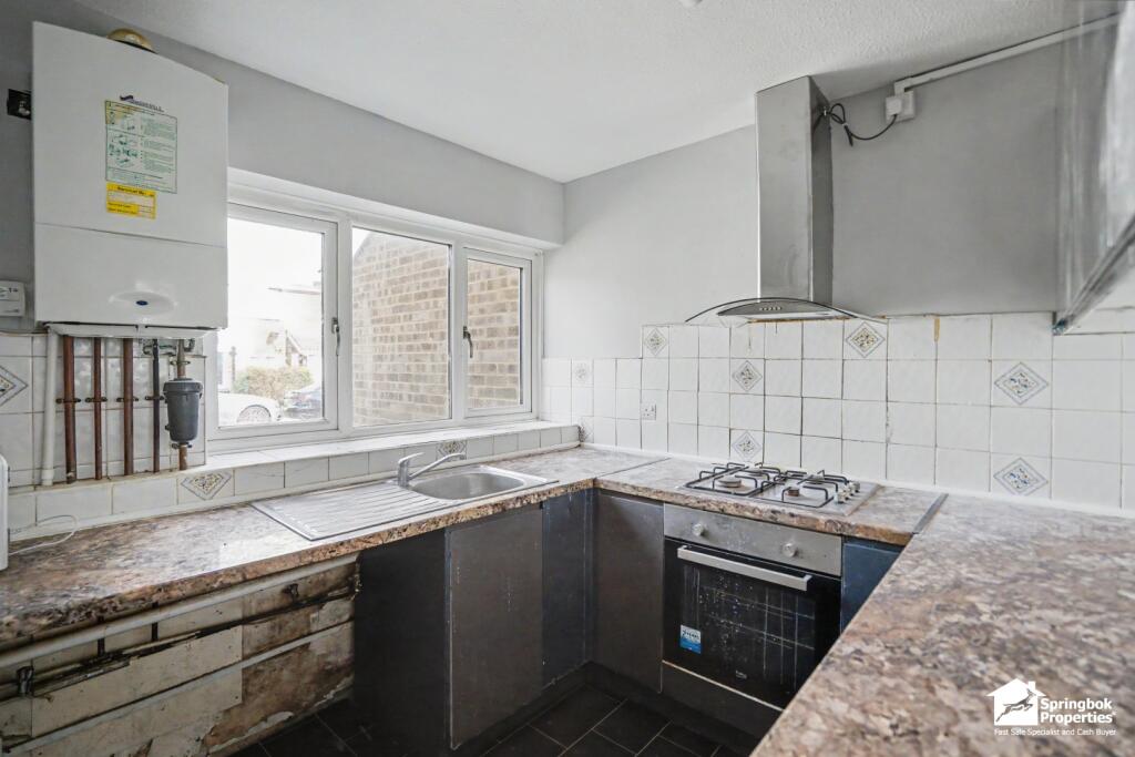 House in Tonbridge - More