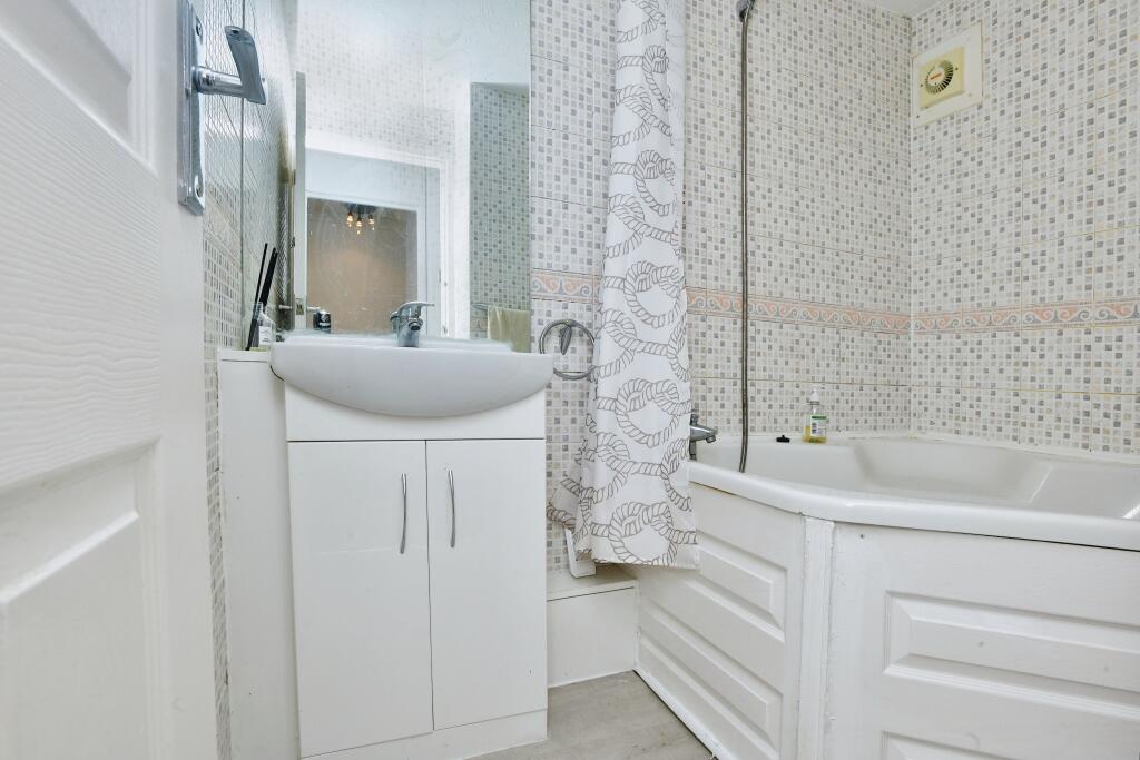 Apartment in Plymouth, Barbican - More