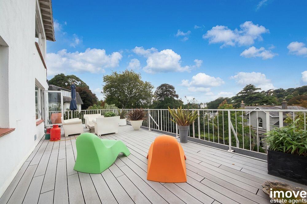 Apartment in Torquay, Wellswood - View 4