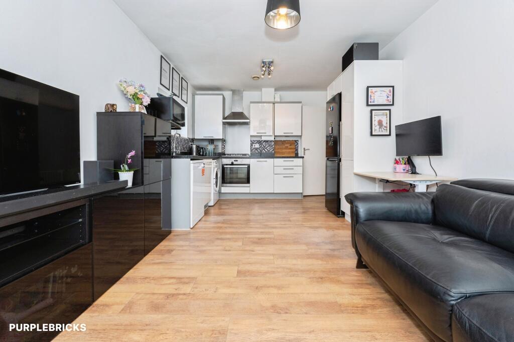 Apartment in Dartford - View 2