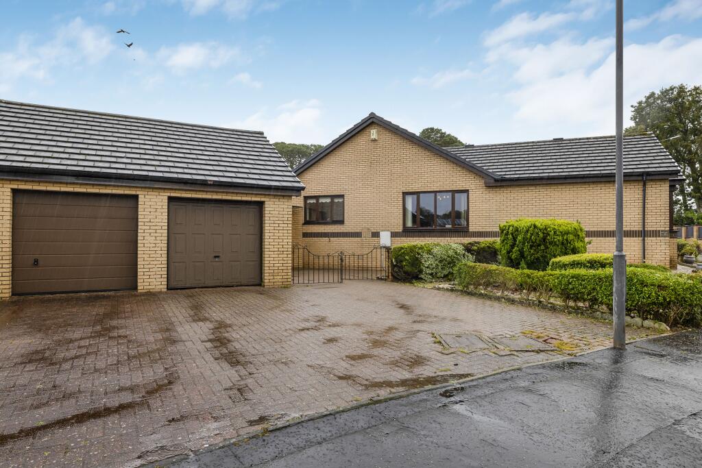 House in Stonehouse, South Lanarkshire - View 2