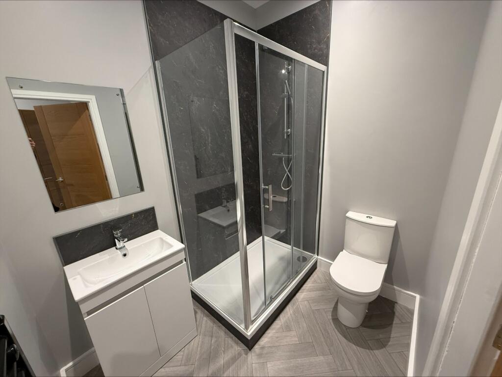 Additional image 6 of 6 Manor Lane, Shipley, BD18