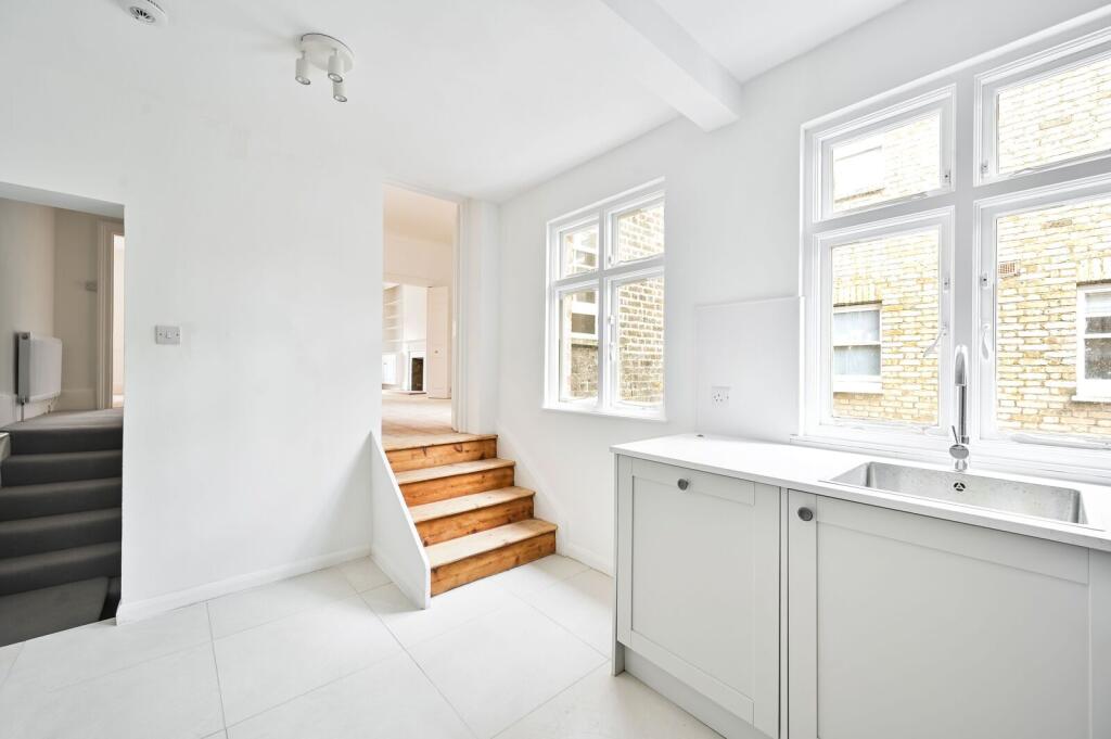 Apartment in London - View 2