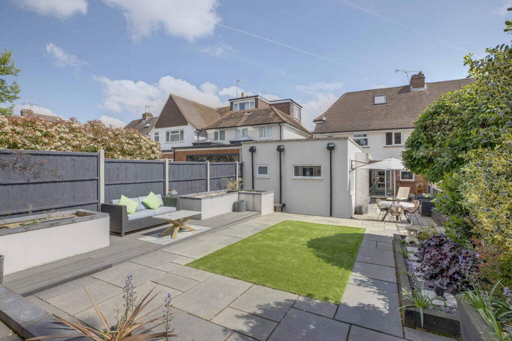 Trinity Avenue, Marlow, SL7 3AL photo 2