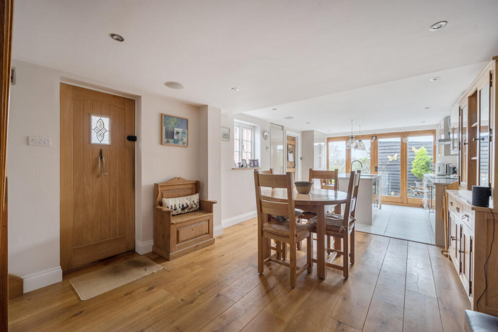 House in Bradfield, Tutts Clump - More