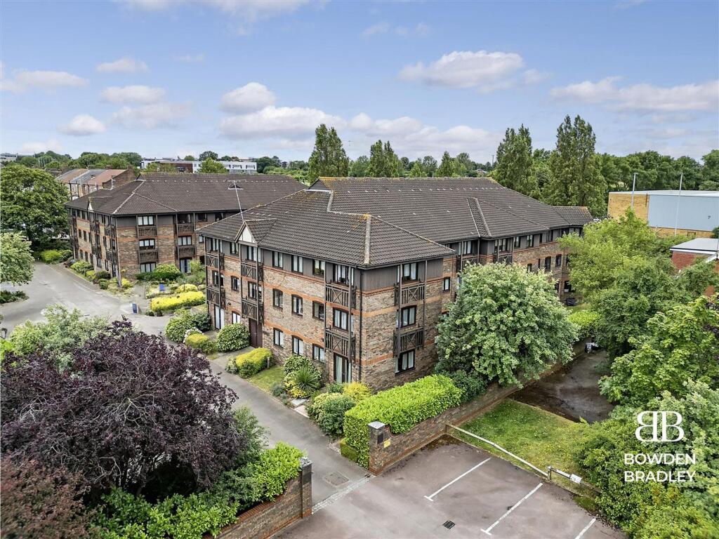 Main image of property: Vienna Close, Clayhall, IG5
