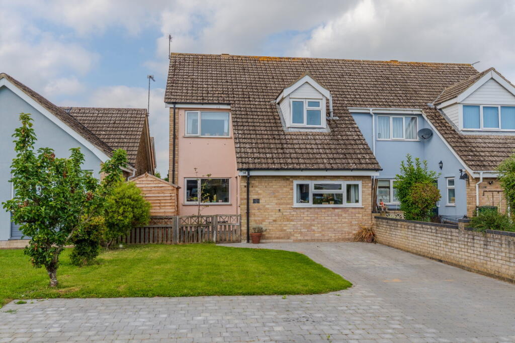 Main image of property: Marsh View, Beccles, NR34 9RT