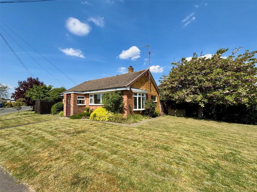 2-bed house on Alma Close, Up Hatherley, Cheltenham, £350,000