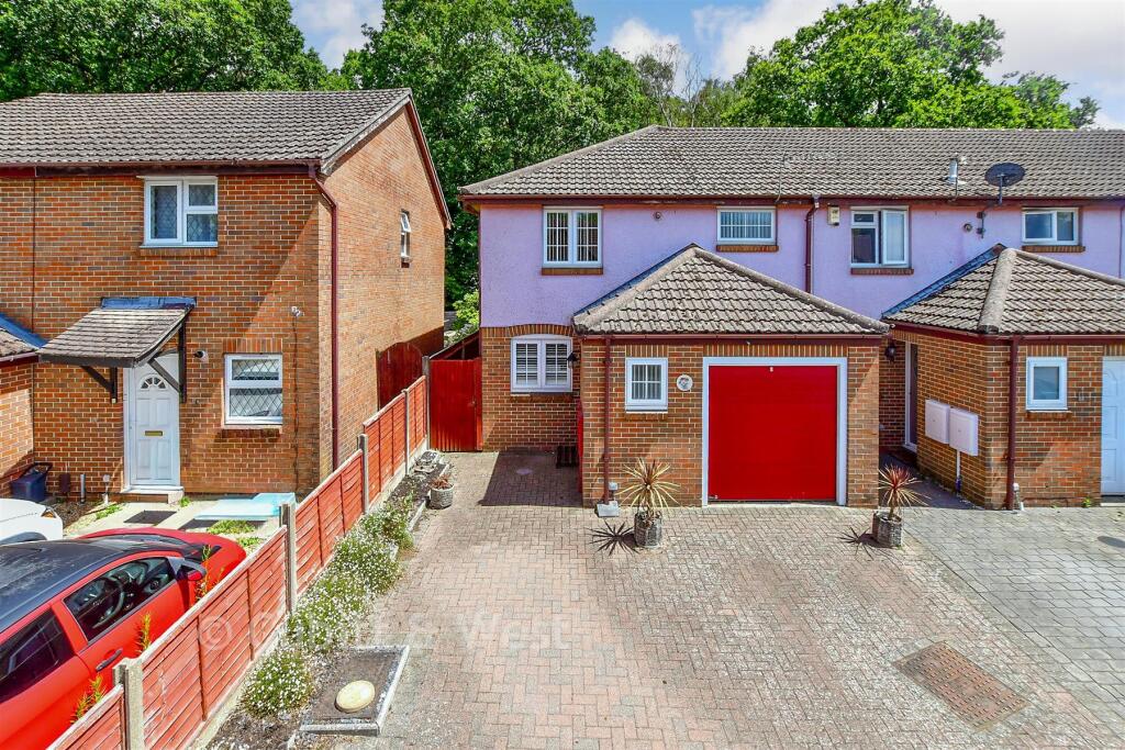 Main image of property: Amethyst Grove, Waterlooville, Hampshire